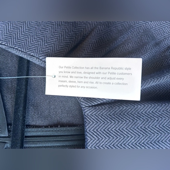 NWT Banana Republic Ruched zig zag patterned Dress - Picture 12 of 15